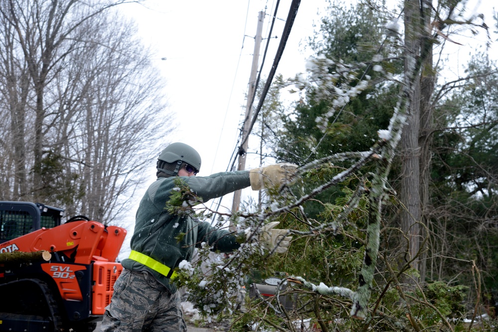 105th Airlift Wing aids locals with storm cleanup