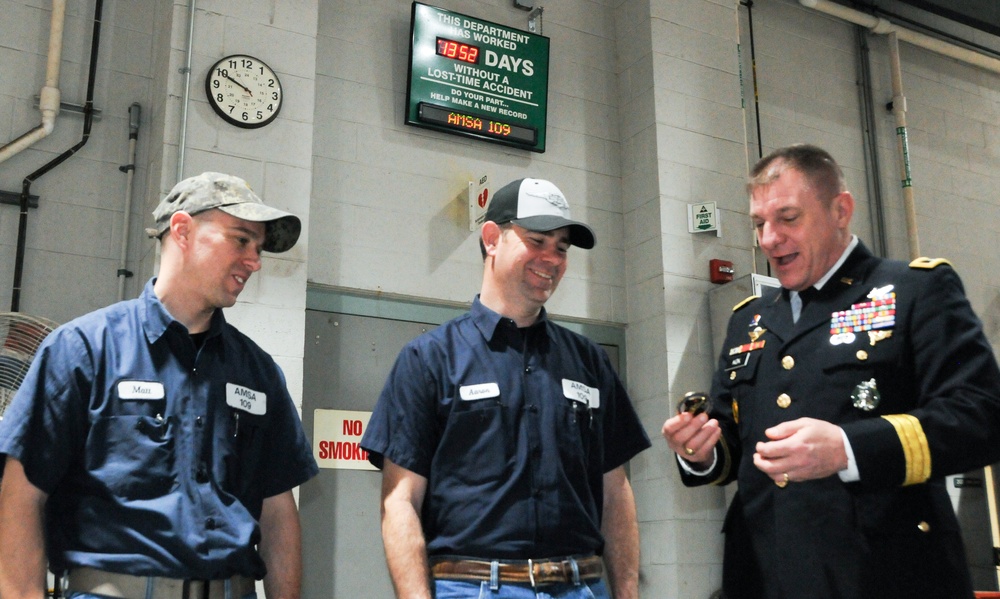 Army Reserve maintenance shop receives safety award