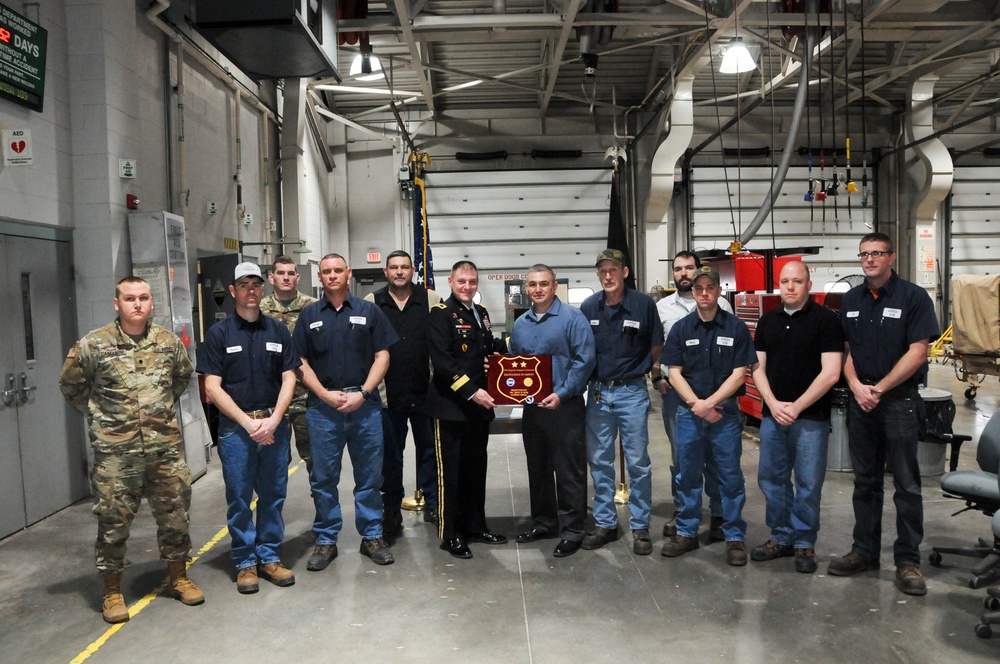 Army Reserve maintenance shop receives safety award