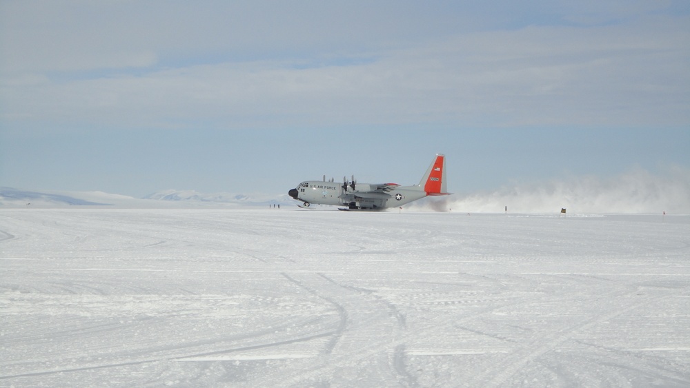 Operation Deep Freeze takes 130th Maintenance Airman to Antartica