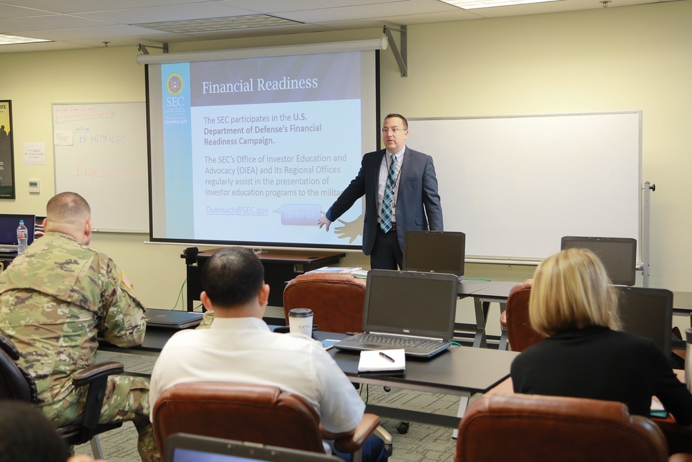 SEC Visits Hawaii during Military Saves Week