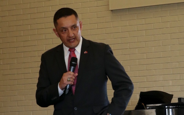 Spouses of military members graduate OLS