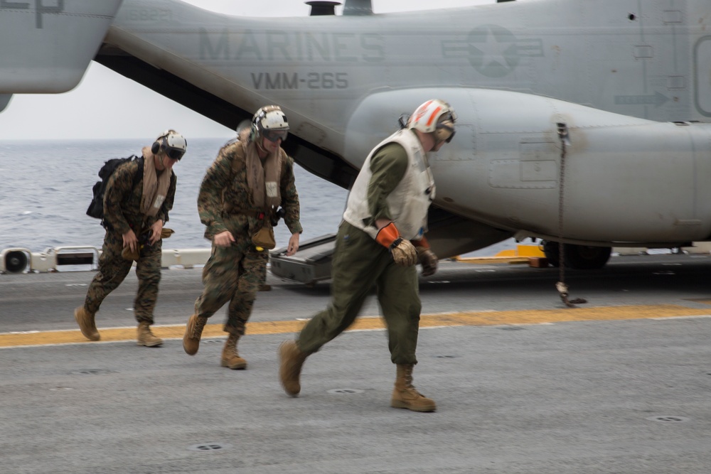 31st MEU CO, XO, board USS Wasp