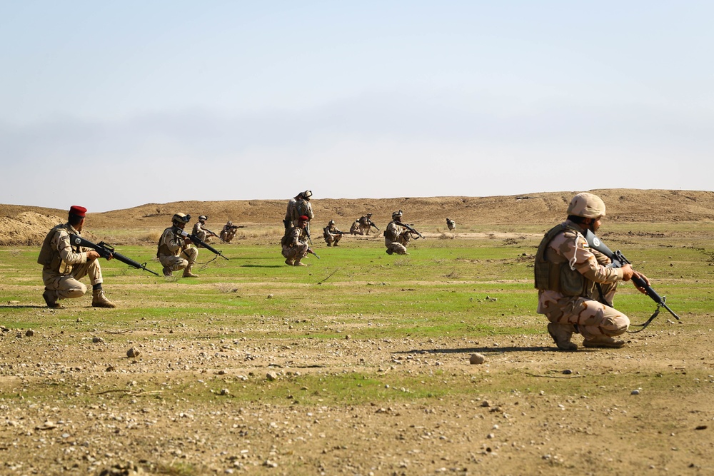 Iraqi Army conduct platoon tactics at Besmaya Range Complex