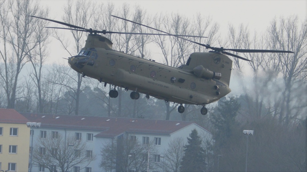 CH-47 Chinook Helicopter Traffic Pattern Training Flight