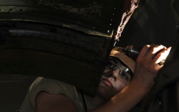 KC-135 periodic inspection