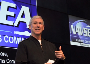 NAVSEA commander tours Port Hueneme Division