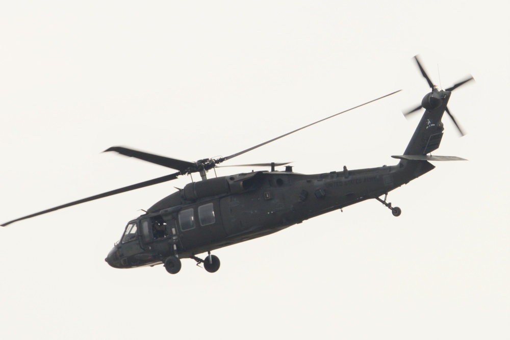 UH-60 Black Hawk Helicopter Traffic Pattern Training Flight