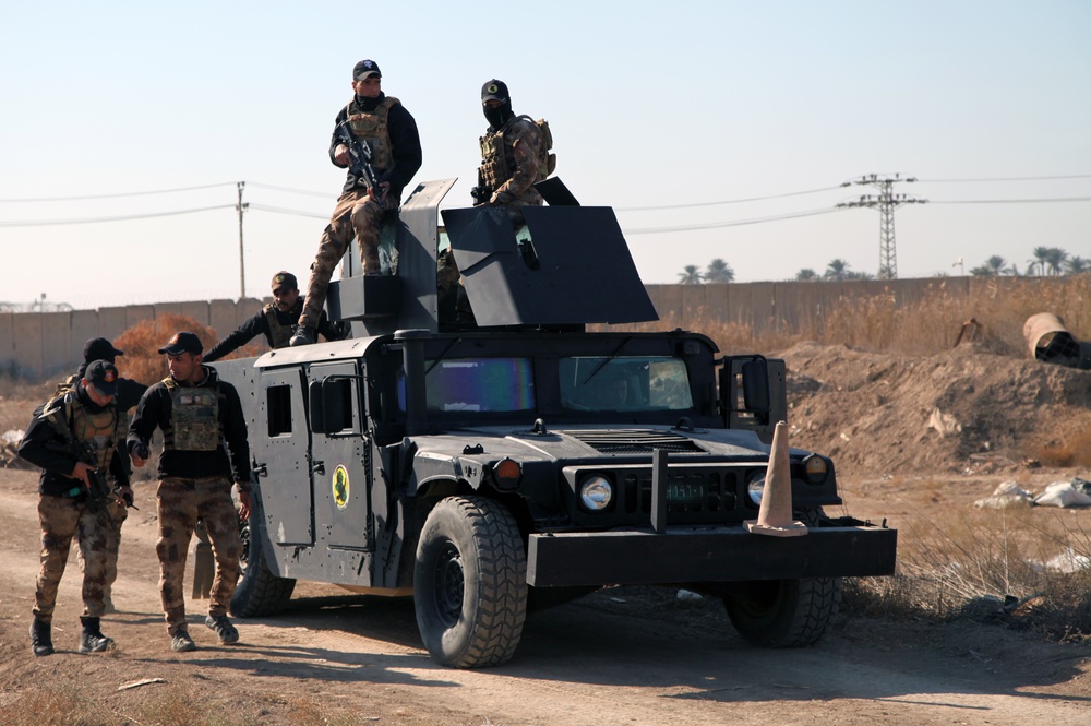 French coalition forces train the Iraqi Special Operation Force