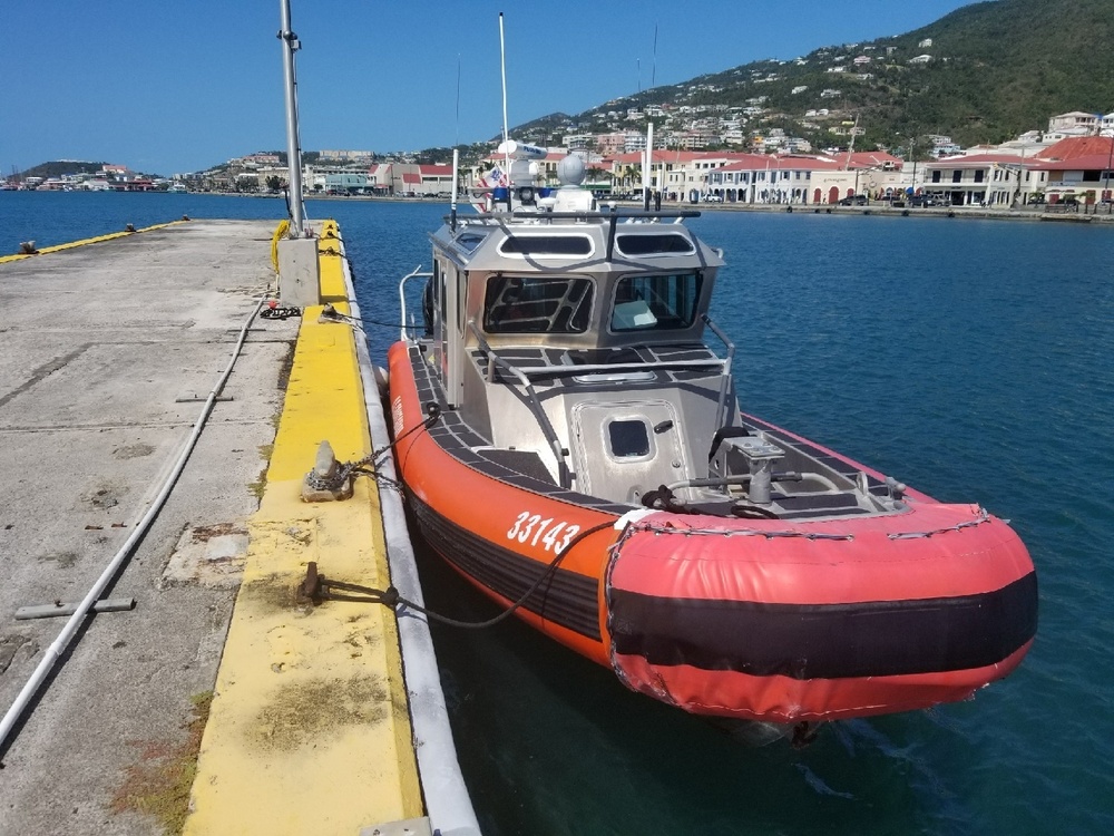 Coast Guard boat crew rescues stranded boater off Saint John, U.S. Virgin Islands