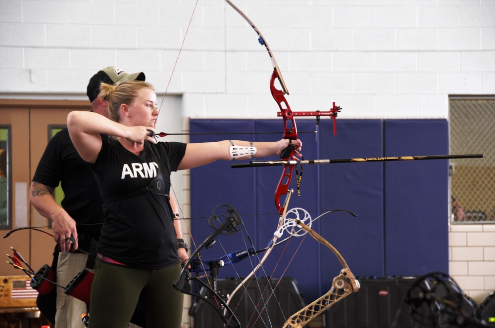 Soldiers, veterans on target at 2018 Army Trials archery competition