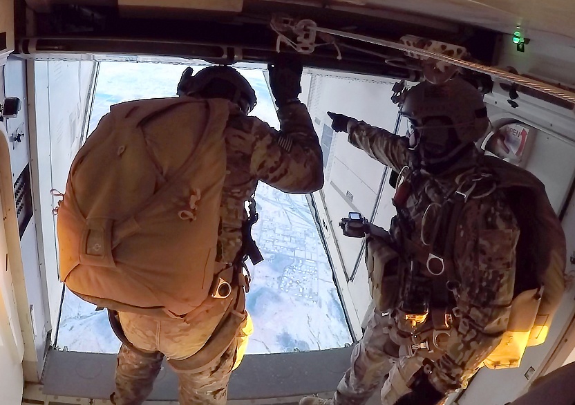 Texas Special Forces Soldiers Train for High Altitude Jumps