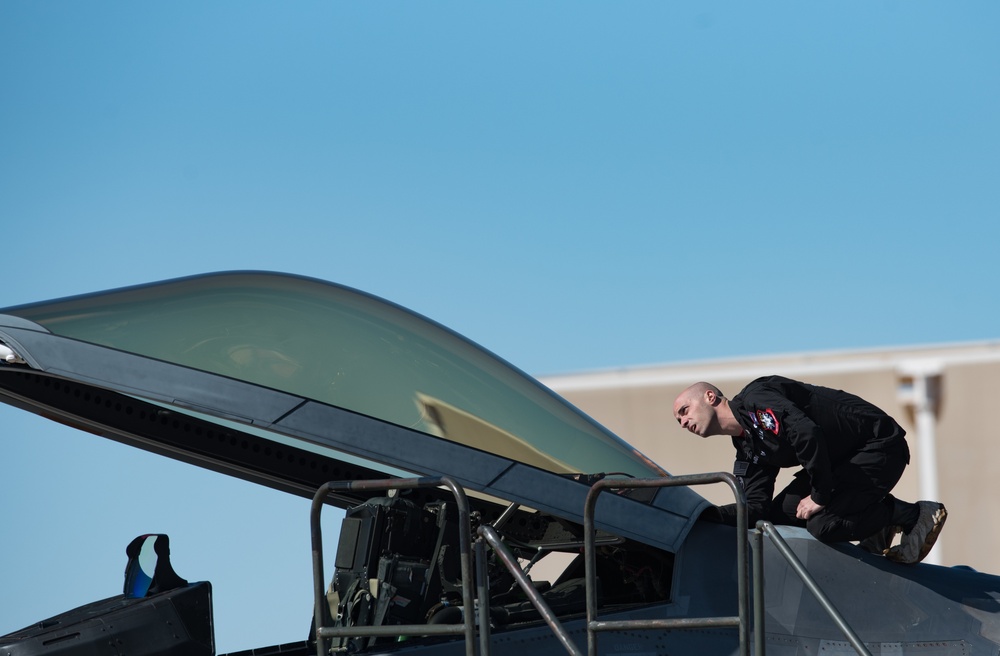 Langley Airmen showcase Raptor at Heritage Flight