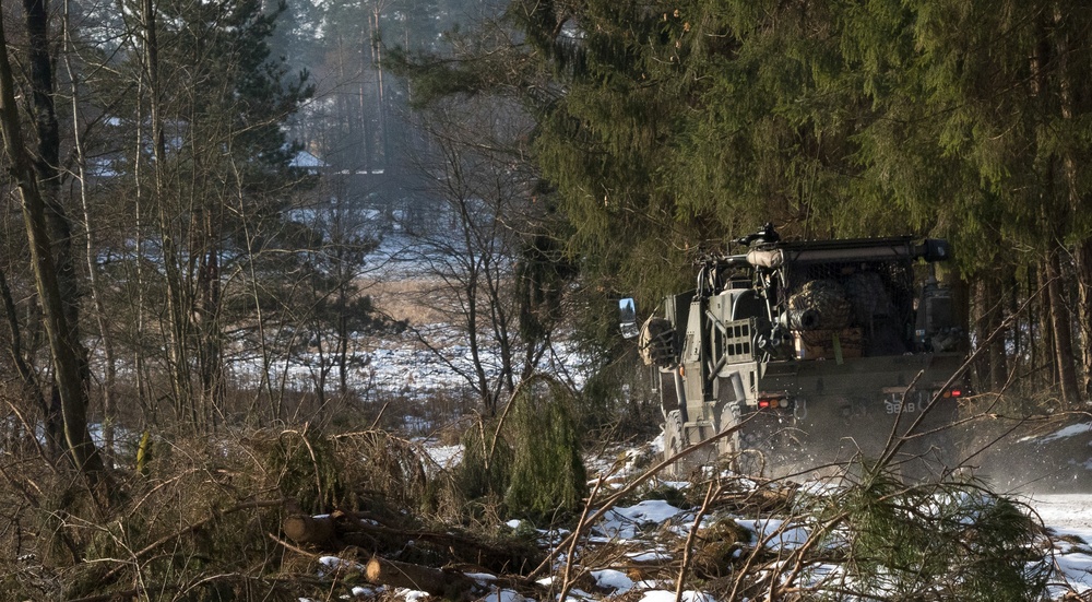 British, US Soldier compete in patrol competition