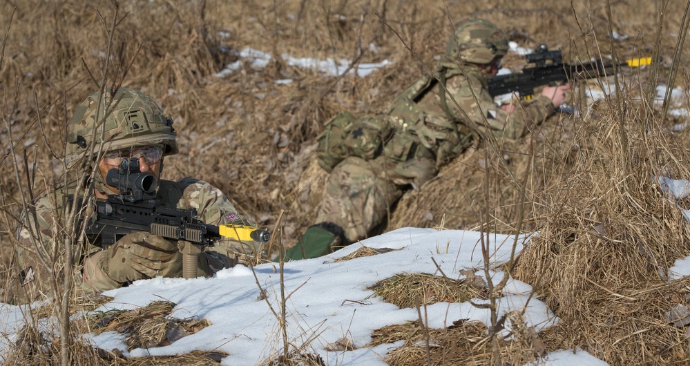 British, US Soldier compete in patrol competition