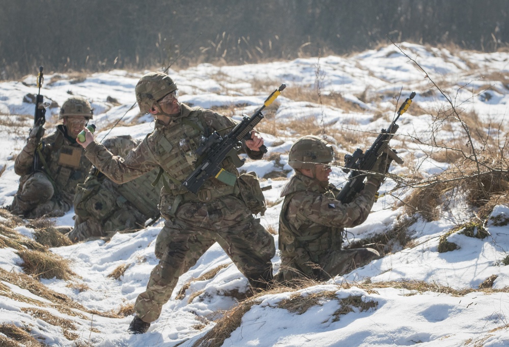 British, US Soldier compete in patrol competition