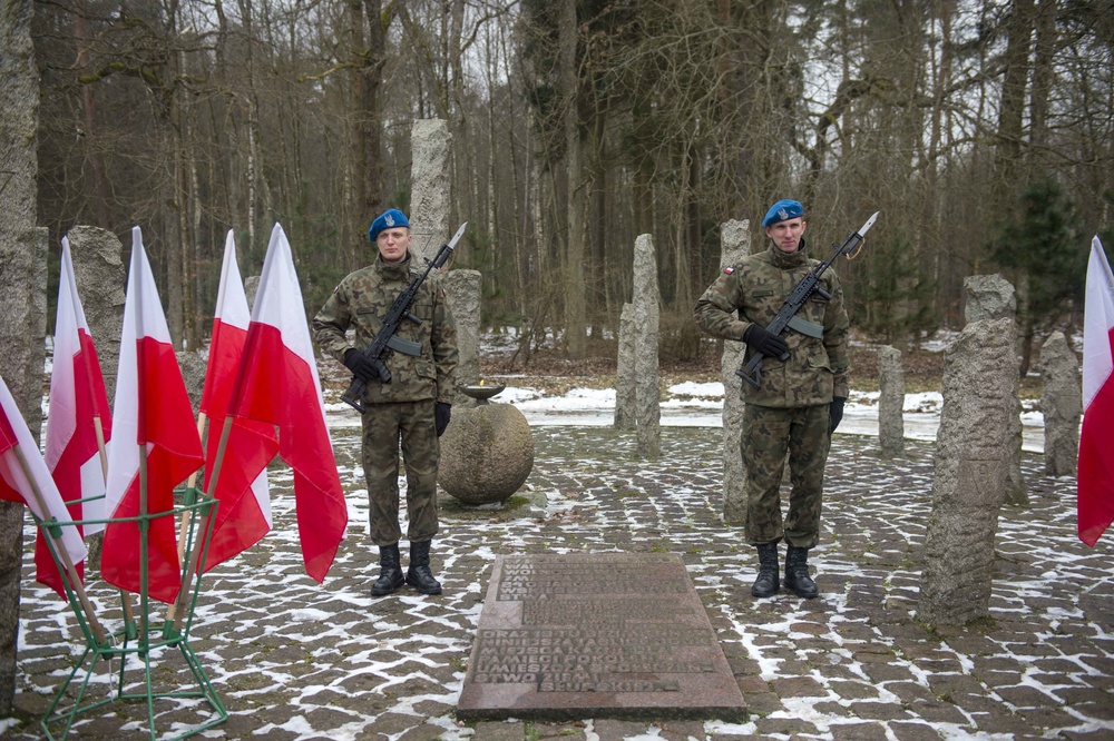 Naval Support Facility Redzikowo Hosts Polish Army