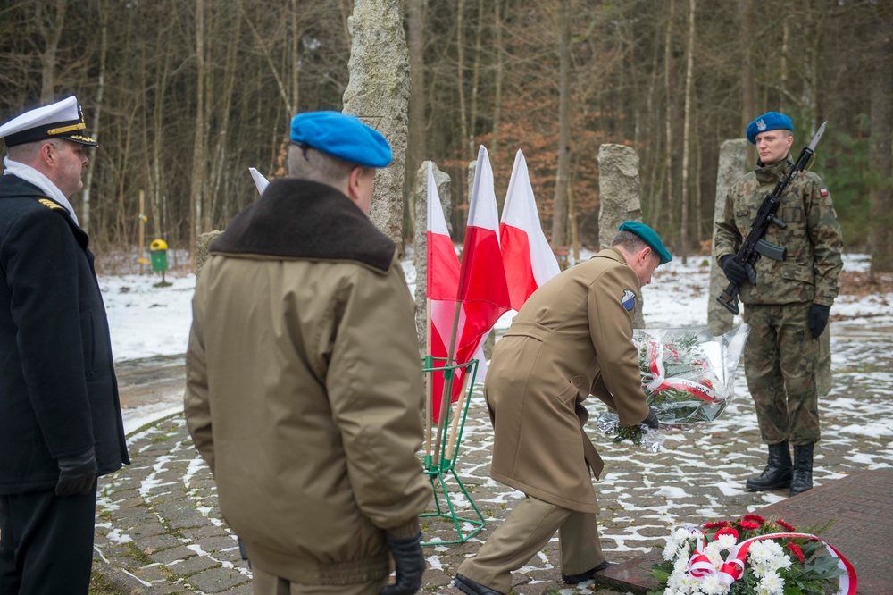 Naval Support Facility Redzikowo Hosts Polish Army