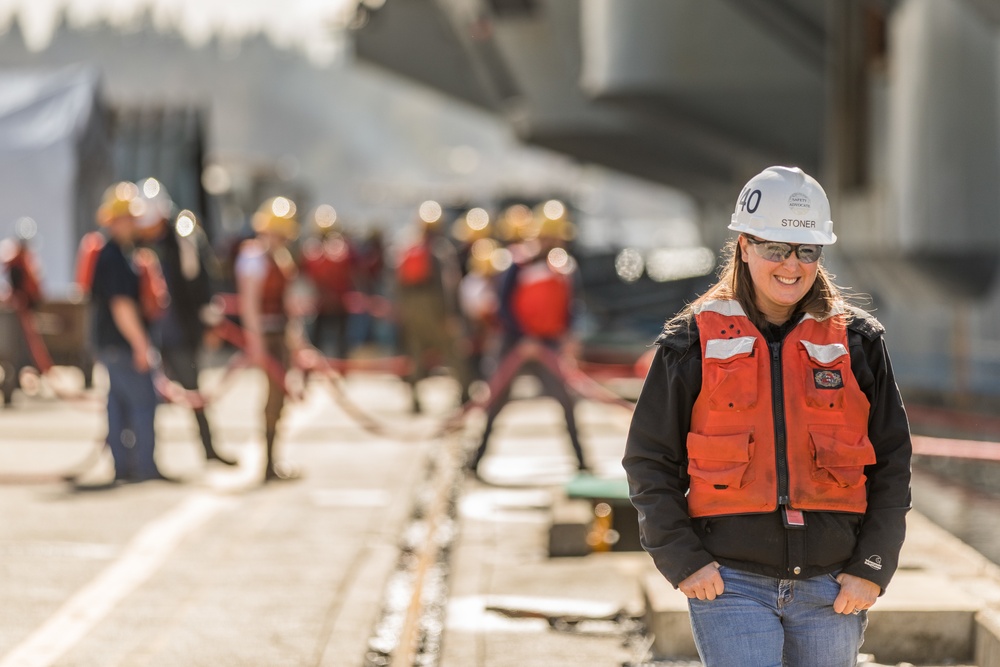 USS Nimitz (CVN 68) Docking