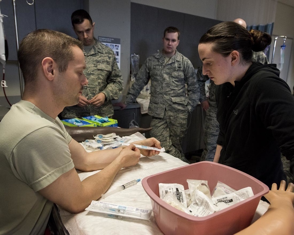 141st MDG Guardsmen gain valuable skills at WSU College of Nursing