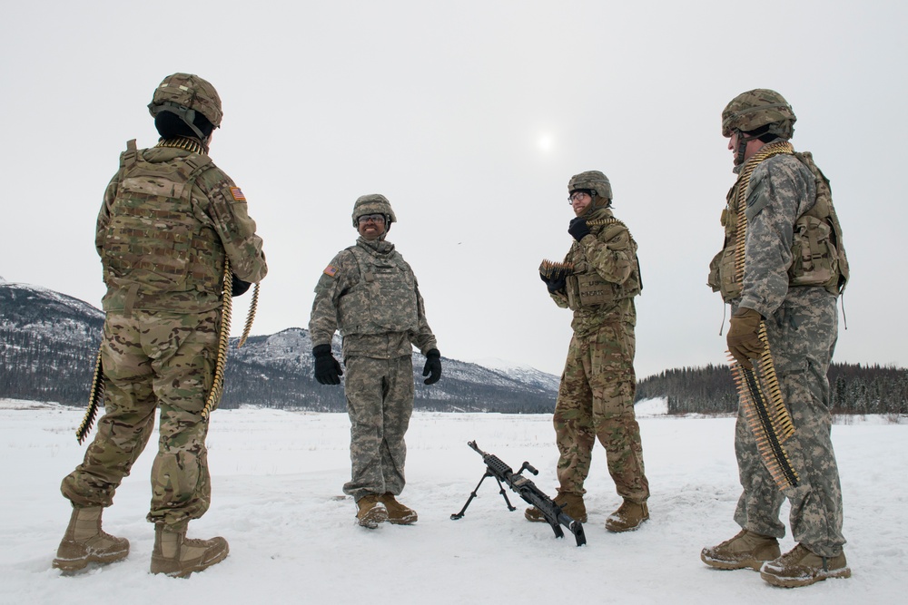 Muleskinners fire M240B machine guns at JBER