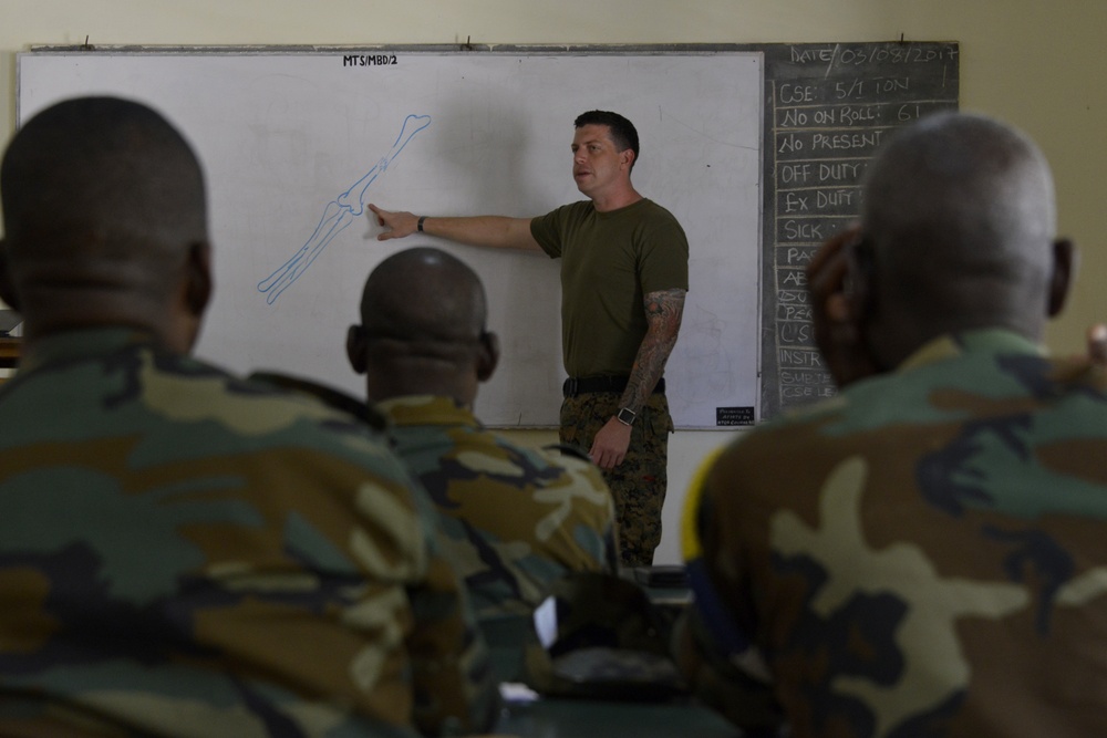 U.S. Marines train with Ghanaian Soldiers