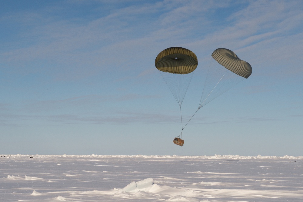 Alaska National Guardsmen support Arctic Ocean Ice Exercise