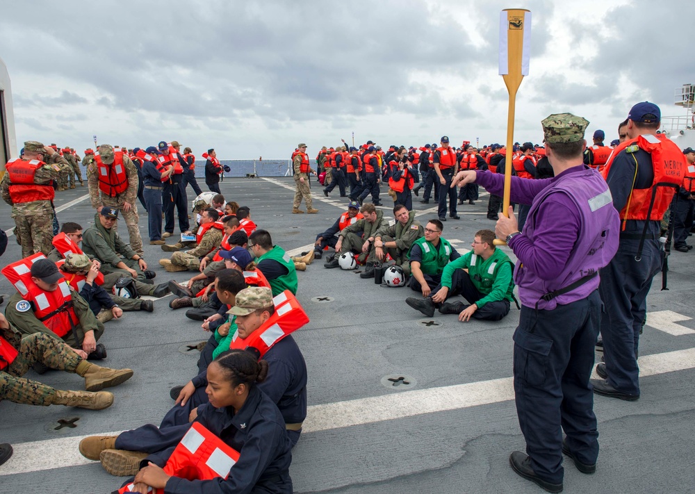 Sailors aboard USNS Mercy conduct abandon ship drill