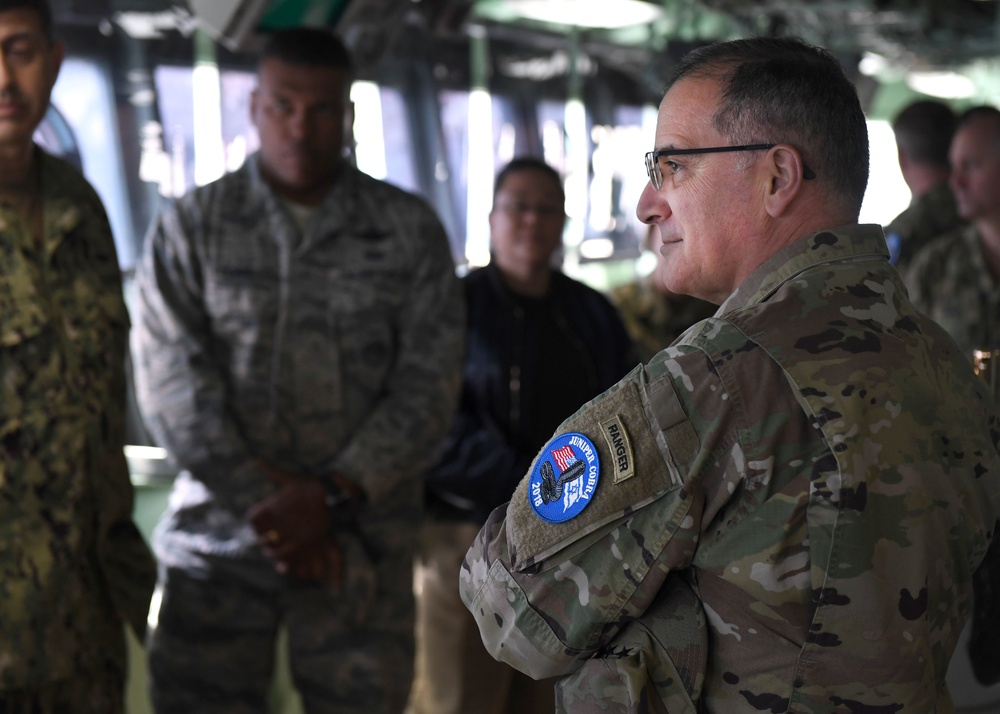 USEUCOM Commander visits USS Mount Whitney