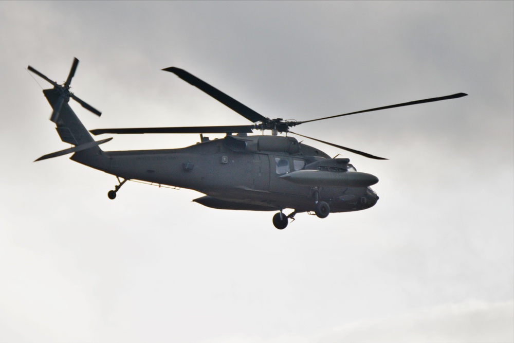 UH-60 Black Hawk Helicopter Traffic Pattern Training Flight