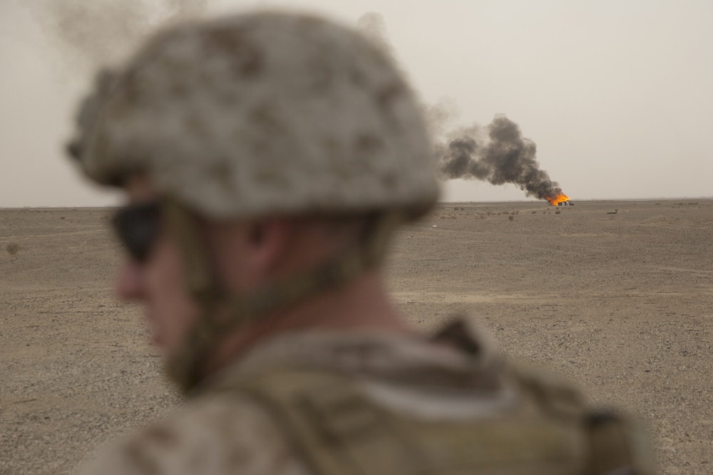 EOD Marines Supervise Tactical Disposal in