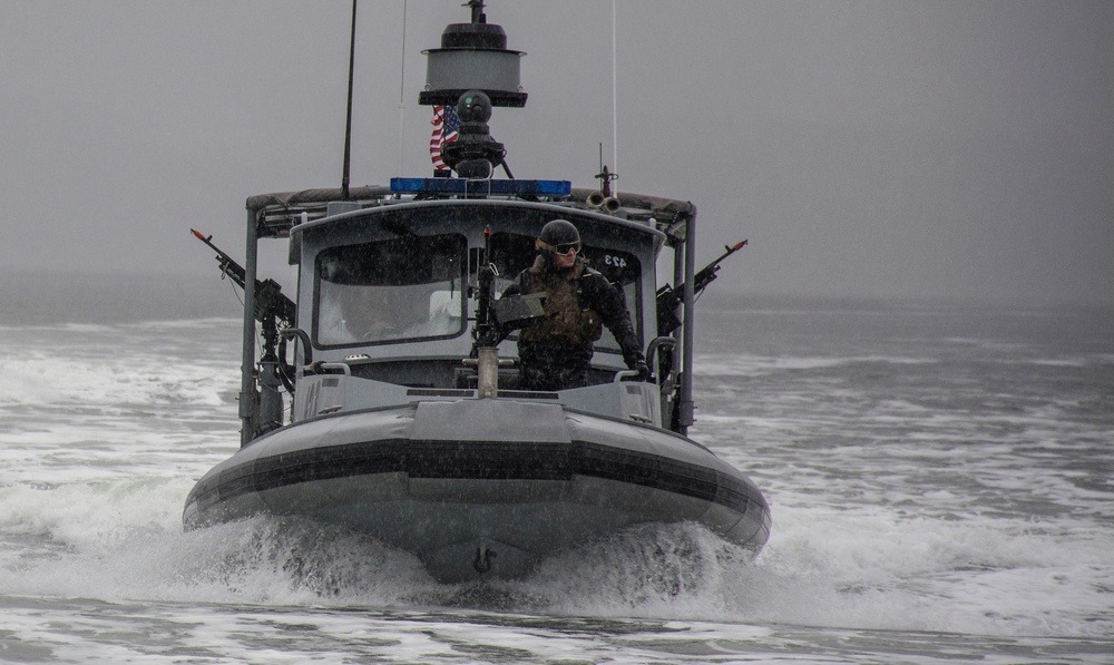 CRS 11 High Value Unit Pacific Northwest Conducts Small Boat Attack Exercise