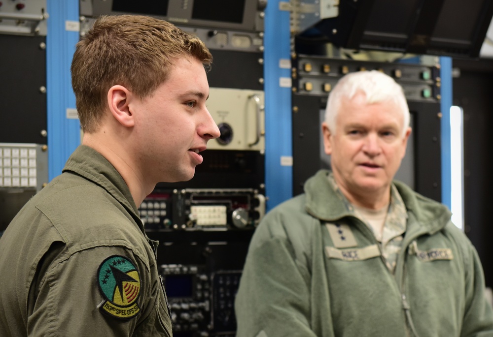 Air National Guard Director visits 193rd Special Operations Wing