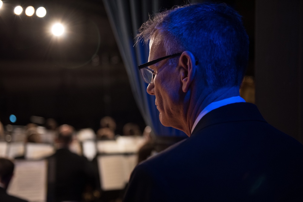 Navy Band visits Huntington