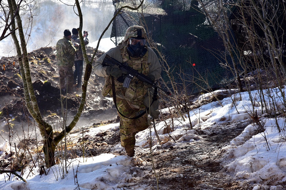 DVIDS - Images - Vanguard 360: Base defenses and EOD Demolition [Image ...