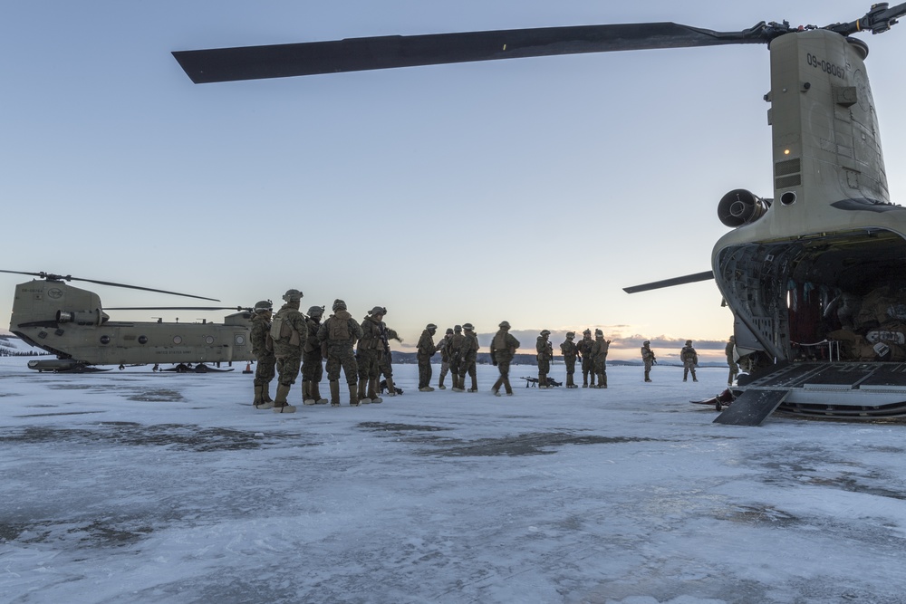 AE 18 CH-47 Helicopter Operations