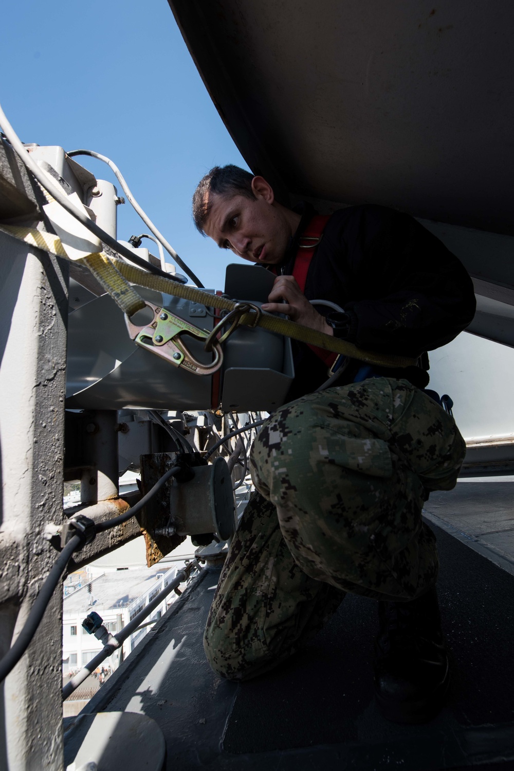 USS Ronald Reagan (CVN 76)