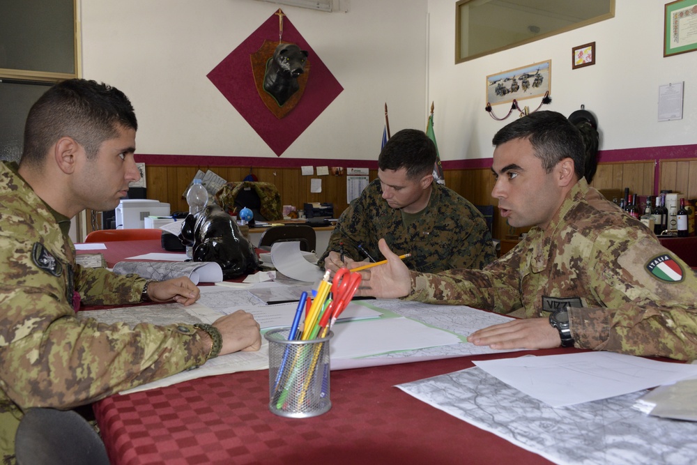 SPMAGTF-CR-AF Marines, Sailors train with Italian Bersaglieri