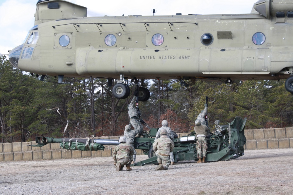 New York and Massachusetts Guard Soldiers conduct sling-load training