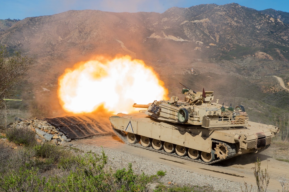4th Tank Bn. trains on Camp Pendleton