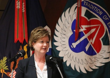 Army relies on industry partnerships to empower Soldiers