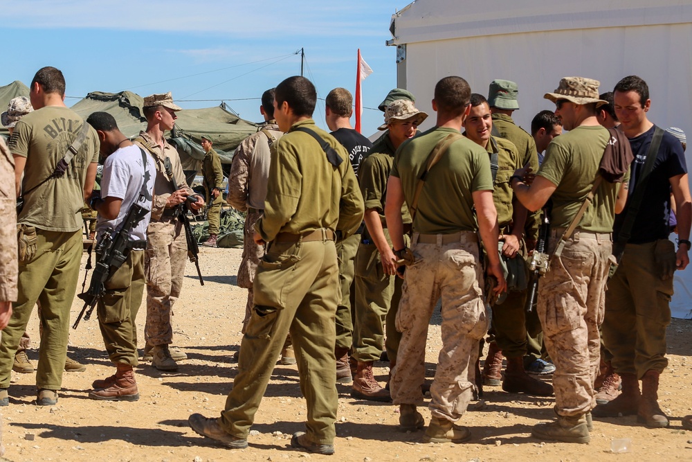 26TH MEU Marines and IDF build camaraderie by working together