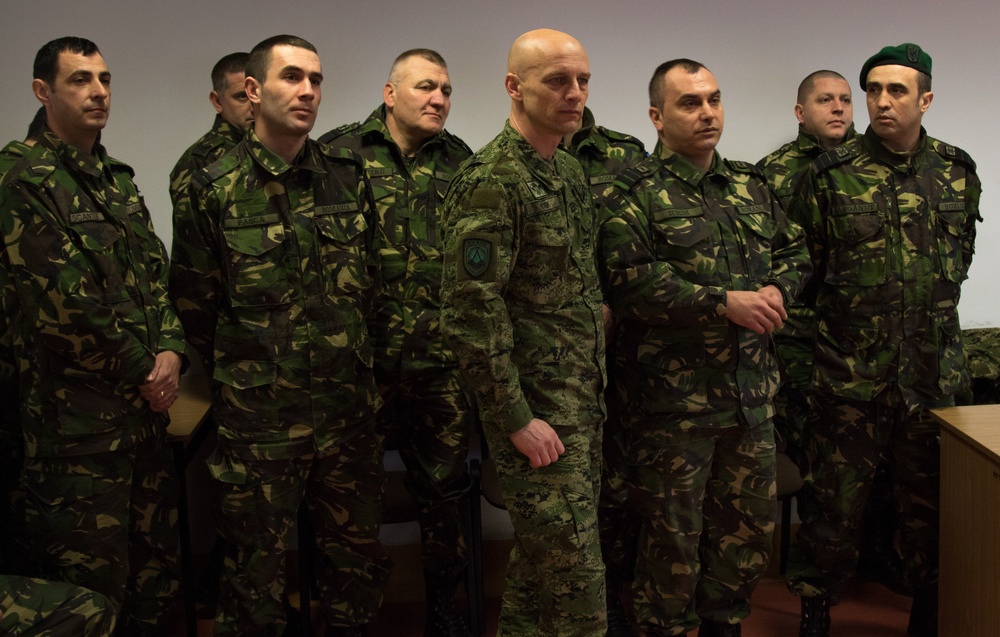 SHAPE CSM visits Battle Group Poland
