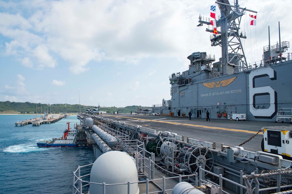 USS Bonhomme Richard (LHD 6) departs White Beach Naval Facility