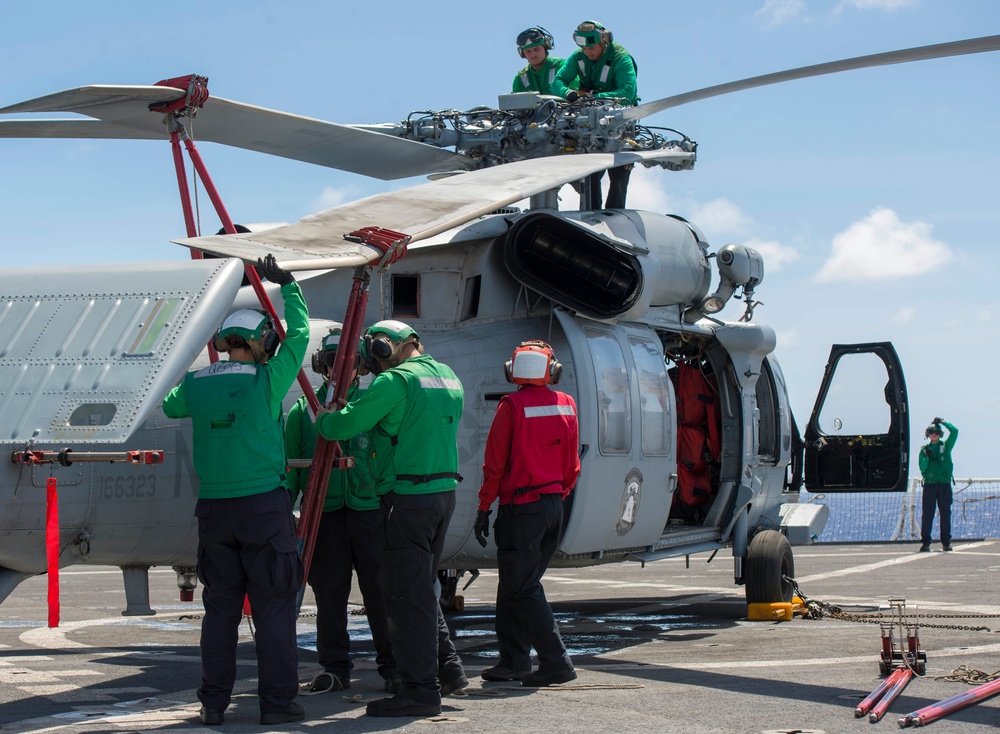 Sailors conduct flight operations aboard USNS Mercy