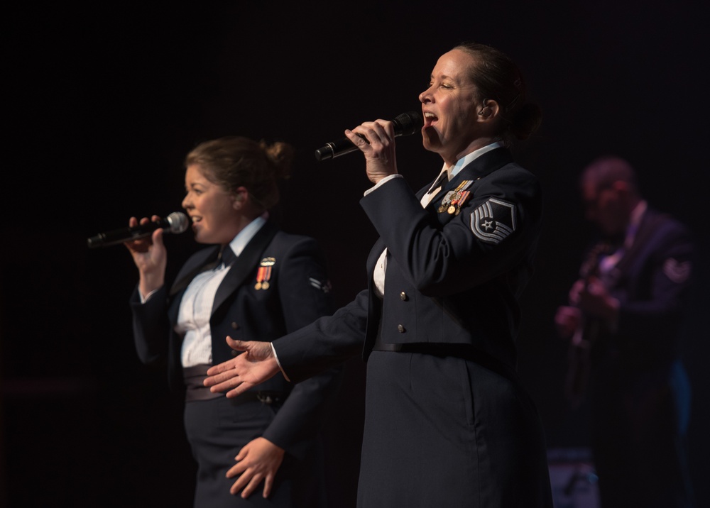 Holiday concert at Glenwood High School