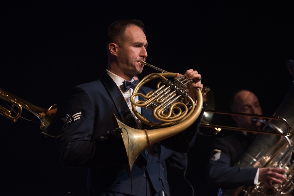 Holiday concert at Glenwood High School