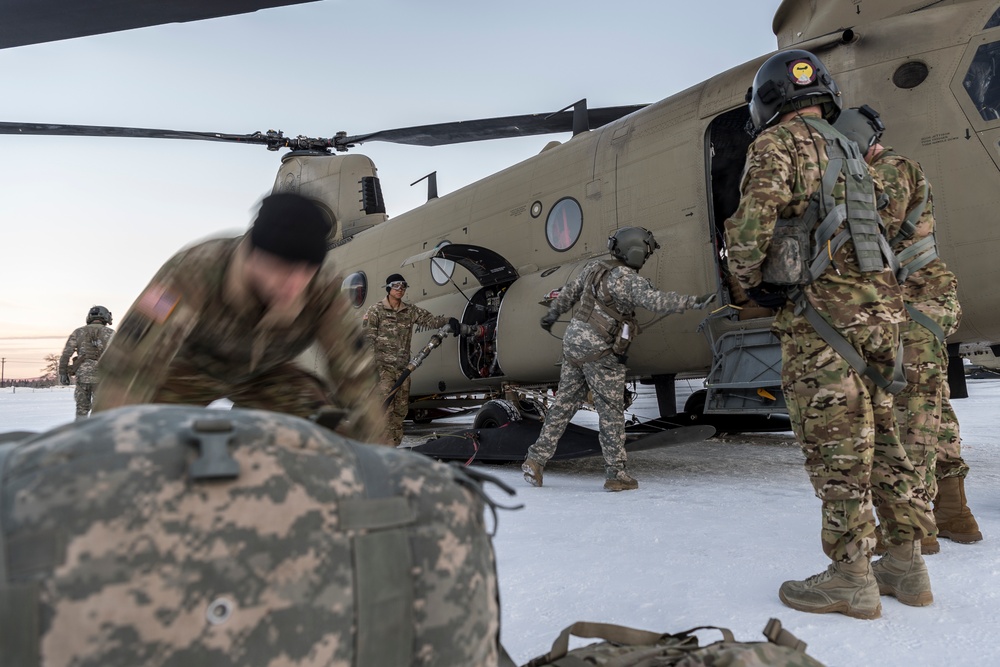 AE 18 CH-47 Helicopter Operations