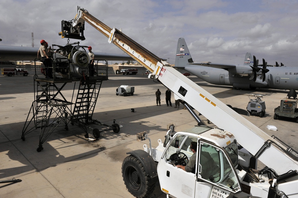 Airmen Perform Engine Swap on C-130J