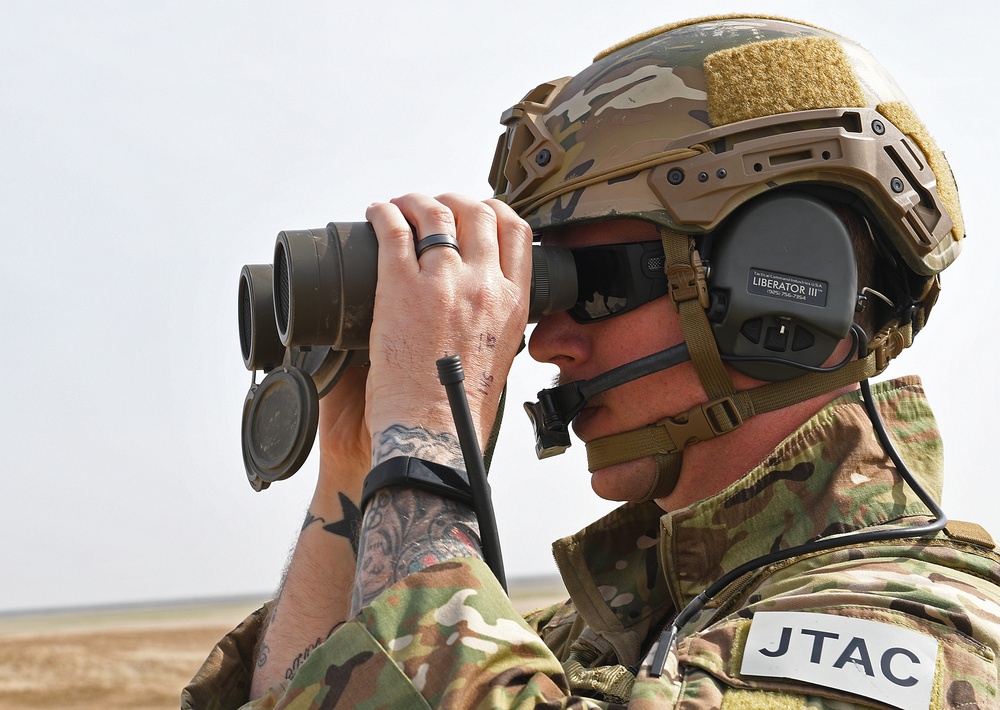 Coalition live fire exercise enhances Iraqi combat capabilities